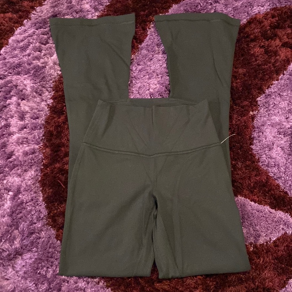 Lululemon Align Mini Flare Pant 32” Black 4 NWOT
